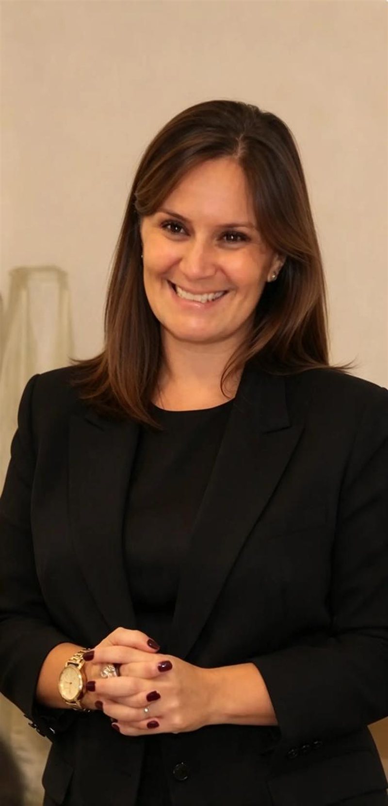 Tatiana Adelino em ambiente corporativo
